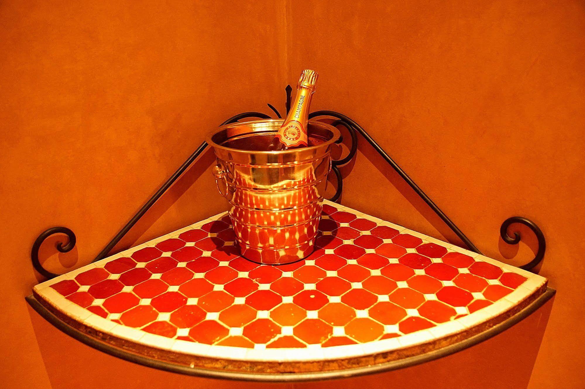 Hotel Riad Льєж Екстер'єр фото