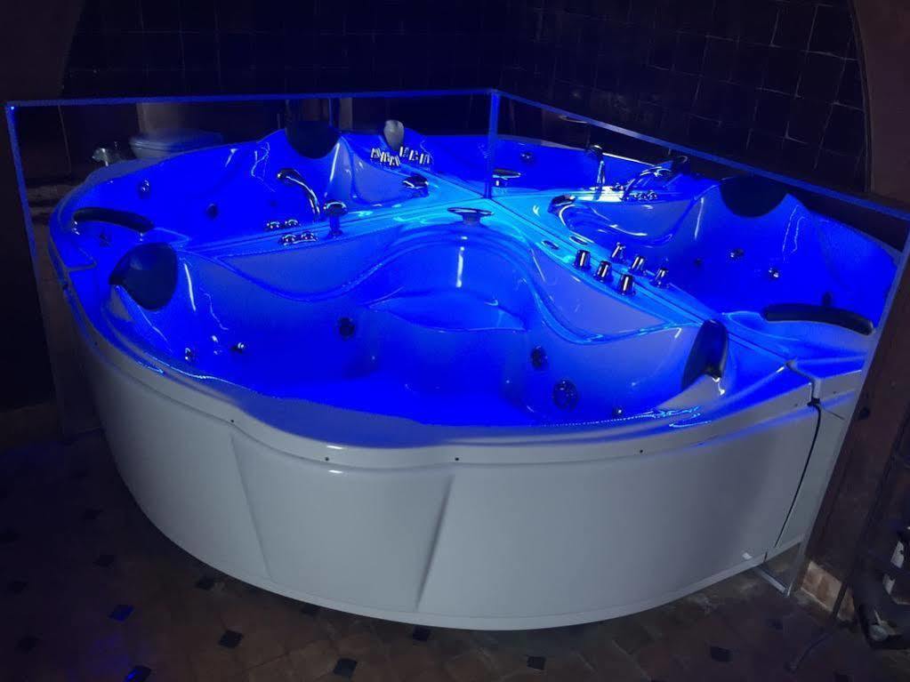 Hotel Riad Льєж Екстер'єр фото